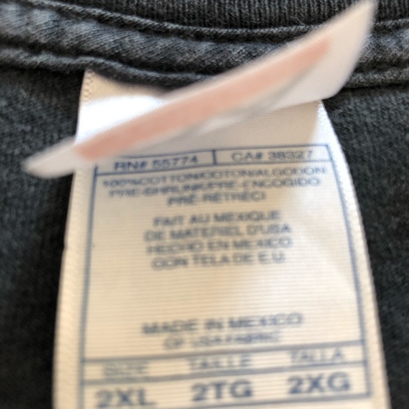 Vintage AC/DC Lightning Bolt Graphic Tshirt - Picture 4 of 10